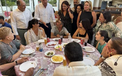 Los mayores disfrutaron en Guadarranque de su Cena