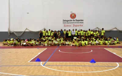 Entrega de diplomas para los menores del I Campus San Roque Concilia