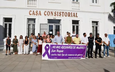 Minuto de silencio en memoria de las víctimas por violencia de género en agosto