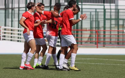 El CD San Roque gana en casa al Ubrique CF con un contundente 3 a 0