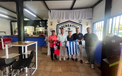 Ronda de visitas de Fernando Vega a los clubes deportivos de la zona de la Bahía