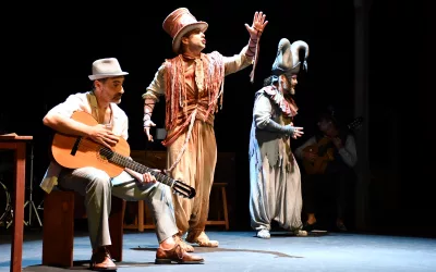 Un Galiardo lleno de público disfrutó de “El Fantasma del Teatro Falla” de Tino Tovar
