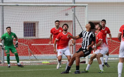 El CD San Roque buscará seguir ganando este domingo en Chipiona