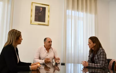 Reunión para solucionar el reparto de correos en Taraguilla