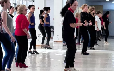 San Roque impulsa el compás con el taller “Una pataíta por Bulerías”