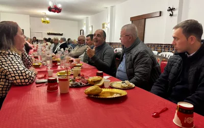 Merienda de mayores de Taraguilla para celebrar la Navidad