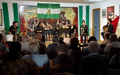 La Peña Flamenca Sanroqueña celebra la Navidad con una zambomba