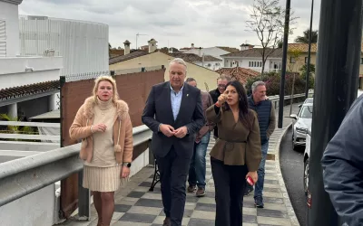 El alcalde visita las obras de mejora en la avenida El Conchudo