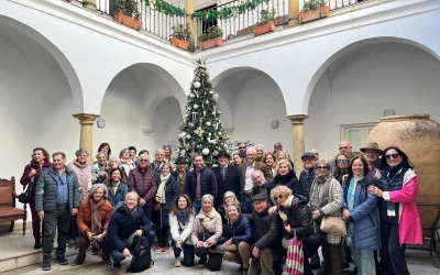 Gaditanos visitan el Centro Histórico de San Roque