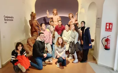 Turismo muestra a alumnos el Museo Ortega Brú