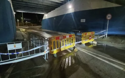 Varias calles, cortadas a consecuencia de la borrasca “Marta”