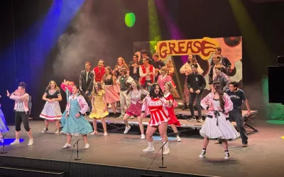 Llenazo en el Teatro para ver “Grease” de la Escuela de Artes Escénicas