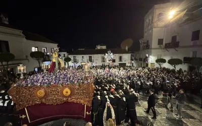 Martes Santo en San Roque, con el Cristo de la Caña y la Virgen de la Esperanza