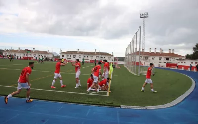 El San Roque gana en el descuento a Chipiona