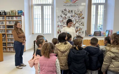 Alumnos de los CEIP Carteia y Taraguilla participan en el programa “Conoce tu biblioteca”