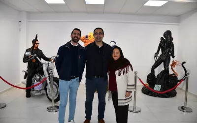 Personajes icónicos, anime y patrimonio sanroqueño en la exposición 3D de David Rivas