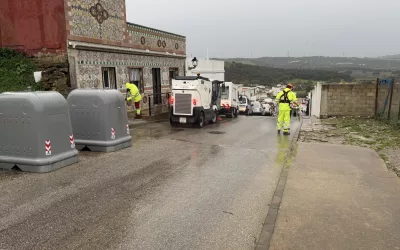 Realizada una limpieza especial por la Estación de San Roque