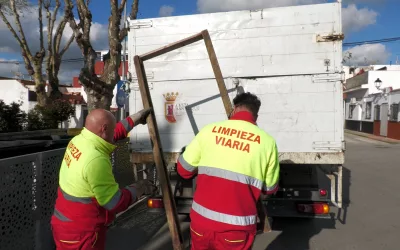 Limpieza especial en la barriada de Taraguilla