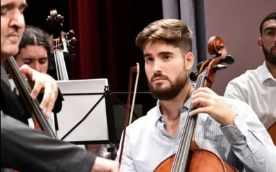 Felicitación del alcalde al chelista López Escalona