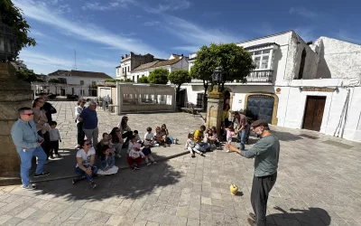 La VII Feria del Libro vive un sábado repleto de actividades y público