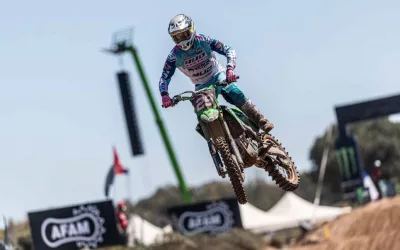 Fran Carbonero termina décimo en su primera carrera del Mundial MX2 2026
