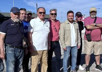 Vega visita las pistas de petanca de Campamento