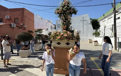 Taraguilla celebra su Cruz de Mayo con una procesión