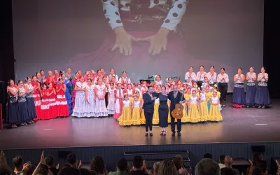 Exito de Vanessa Orrán, que llena el Teatro con sus bailes en “Endansar”