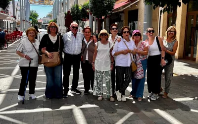 Alumnos de los Talleres de Memoria de realizan una visita turística y de ocio a Chipiona