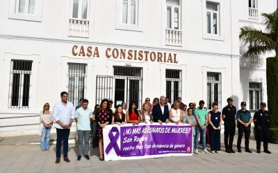 Concentración contra la violencia de género en la Plaza de las Constituciones