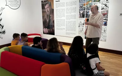 El taller “La Arrulladora” llena el CAC San Roque de música y creatividad infantil
