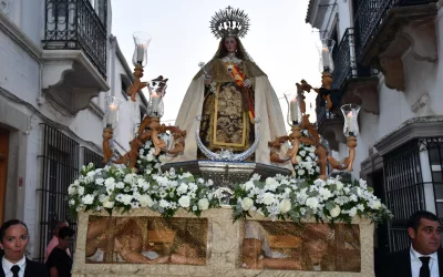 La Virgen del Carmen recorre las calles de San Roque casco