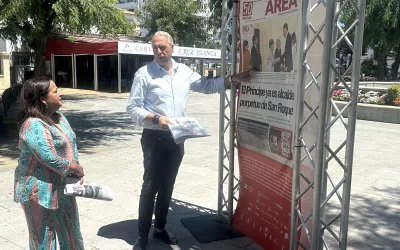 Ruiz Boix visita la exposición por los 70 años del diario Área
