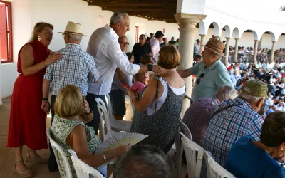 Cuatrocientos mayores disfrutan de los toros a un precio reducido gracias al Ayuntamiento