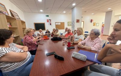 Los talleres de memoria celebran el Día Internacional de las Personas Mayores con una actividad de reminiscencia